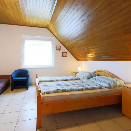 Moni 1 By Interhome *