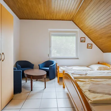 Moni 1 By Interhome